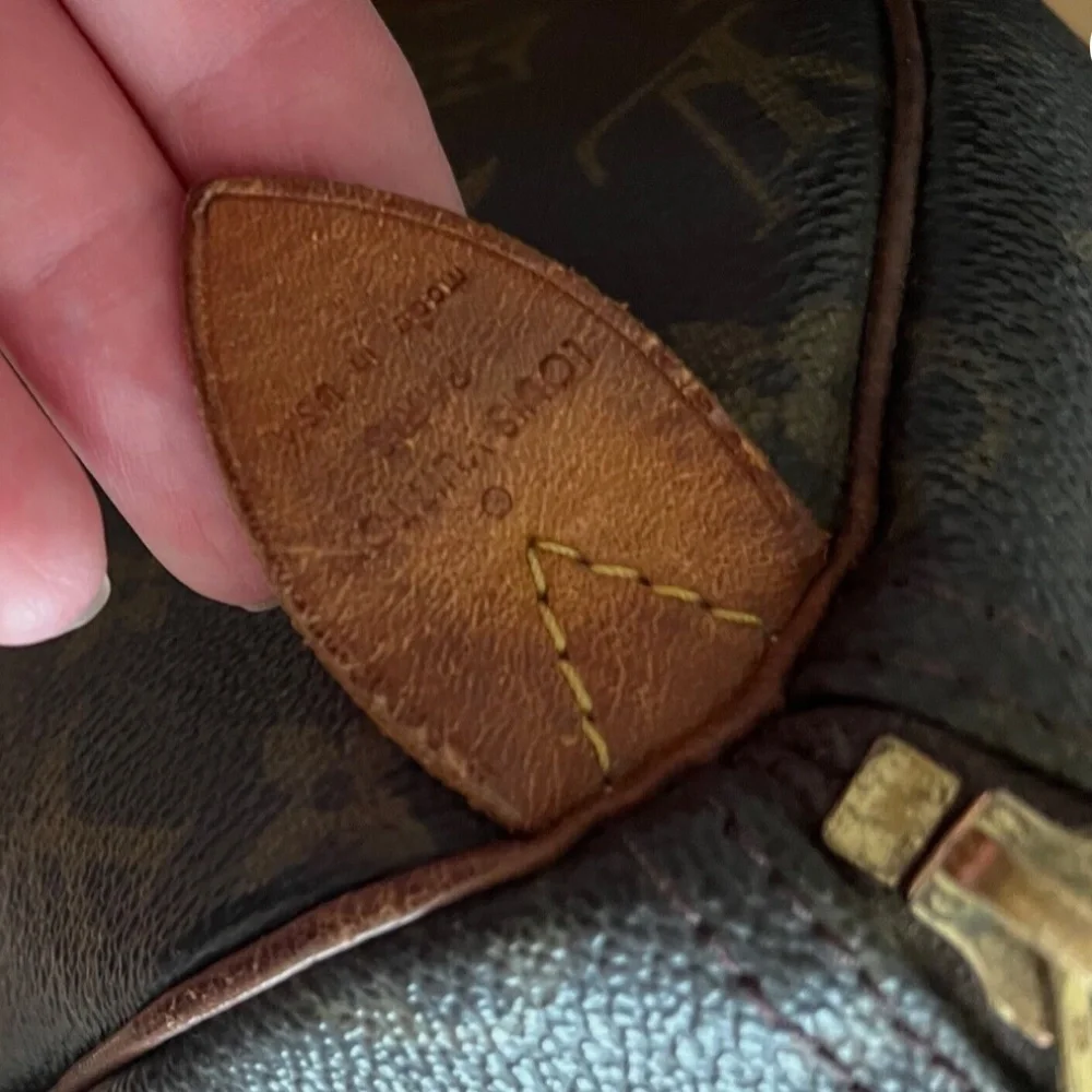 ❌SOLD❌ Louis Vuitton Speedy 30, COA included - EUC - Picture 11 of 11